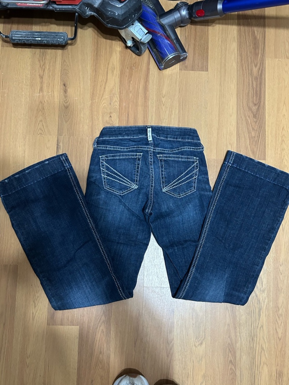 Ariat R.E.A.L. Denim Bootcut Jeans Women’s 25R Dark Wash Contrast Stitch